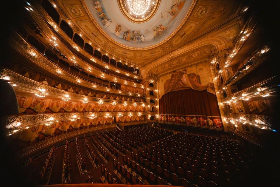 theater guide crossword clue